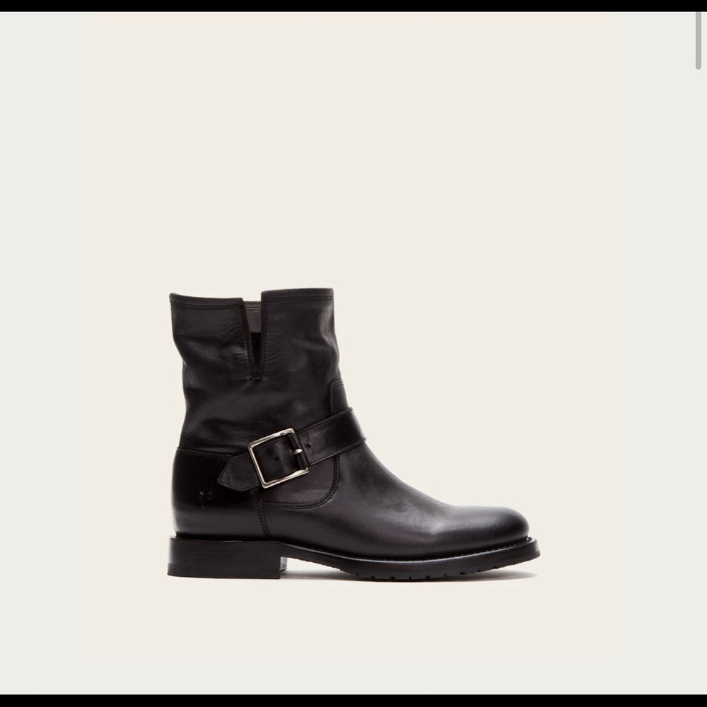 Frye Natalie Engineer Boots Short Size 7
